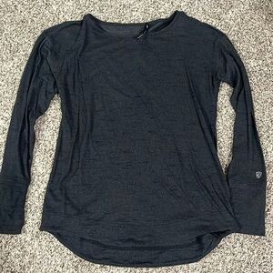 Kuhl size small heathered gray, long sleeved super soft, peek back shirt